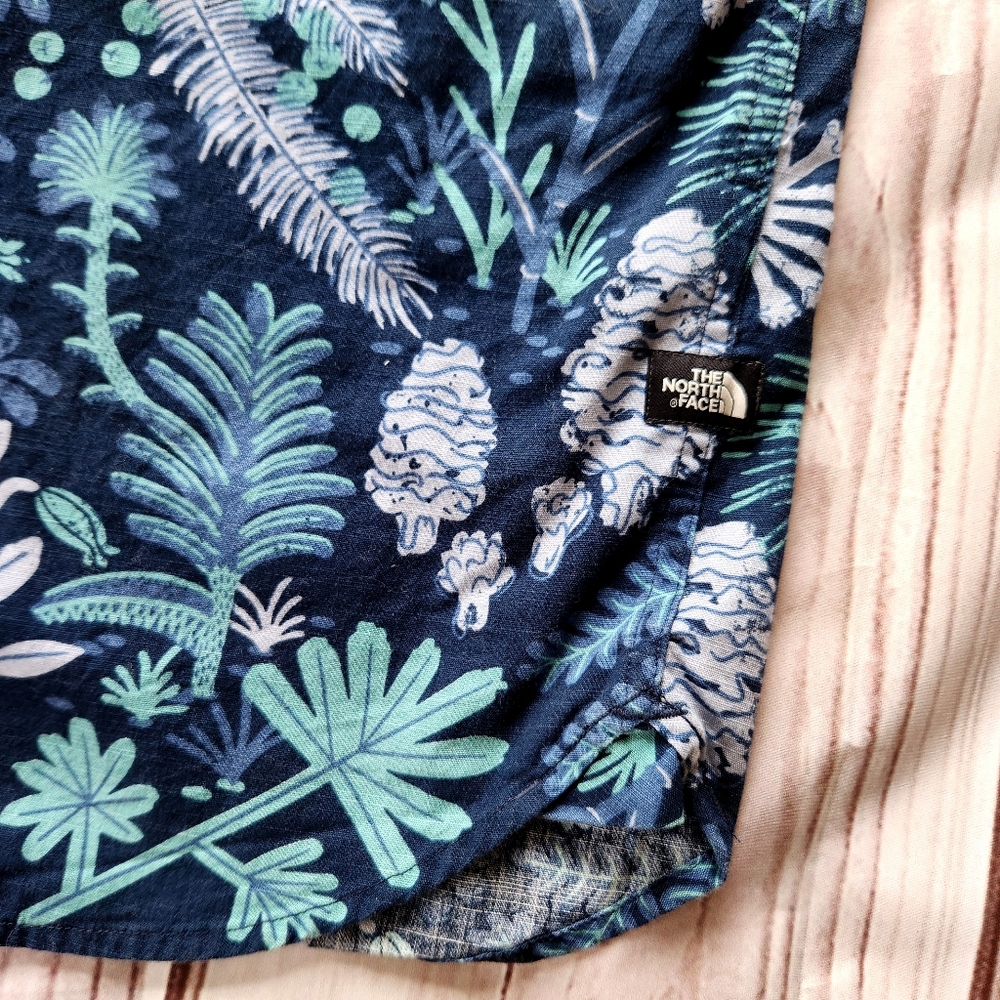 North Face "Bay Trail" Short Sleeve Shirt Floral Pattern Navy Blue Men's Size XL - Picture 5 of 12